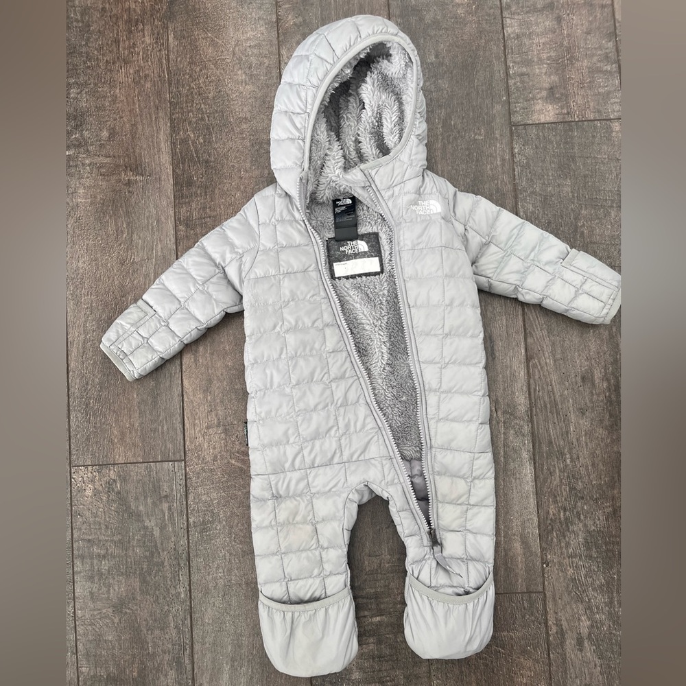 The North Face 6-12 month bunting